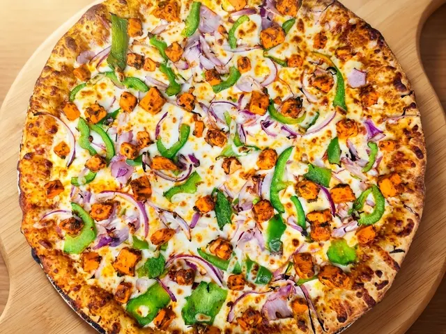 Chicken Tikka Pizza from Chicago Pizza and Pasta in Irving, Texas